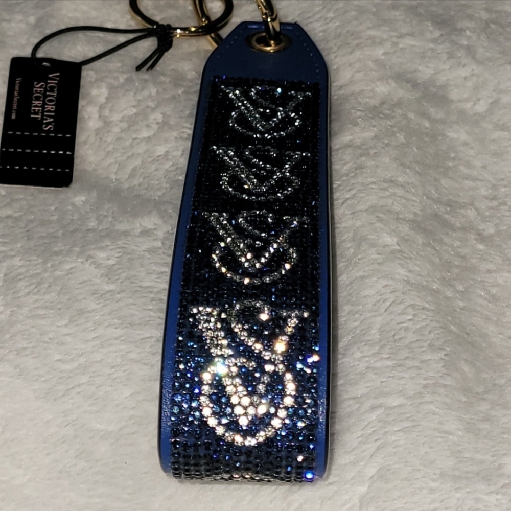 Nwt VS Wristlet Keychain Blue sapphire and Silver With Rhinestone.Read Full Post - Picture 8 of 12